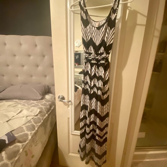 Maxi Dress - Picture 3 of 5